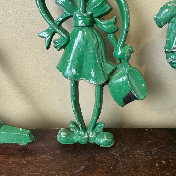 Set of 3 Vintage 1971 Sexton USA Cast Iron Cleaning Ladies Green Chippy Paint - Picture 7 of 13